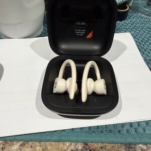 Beats by Dre Cream Earbud Headphones